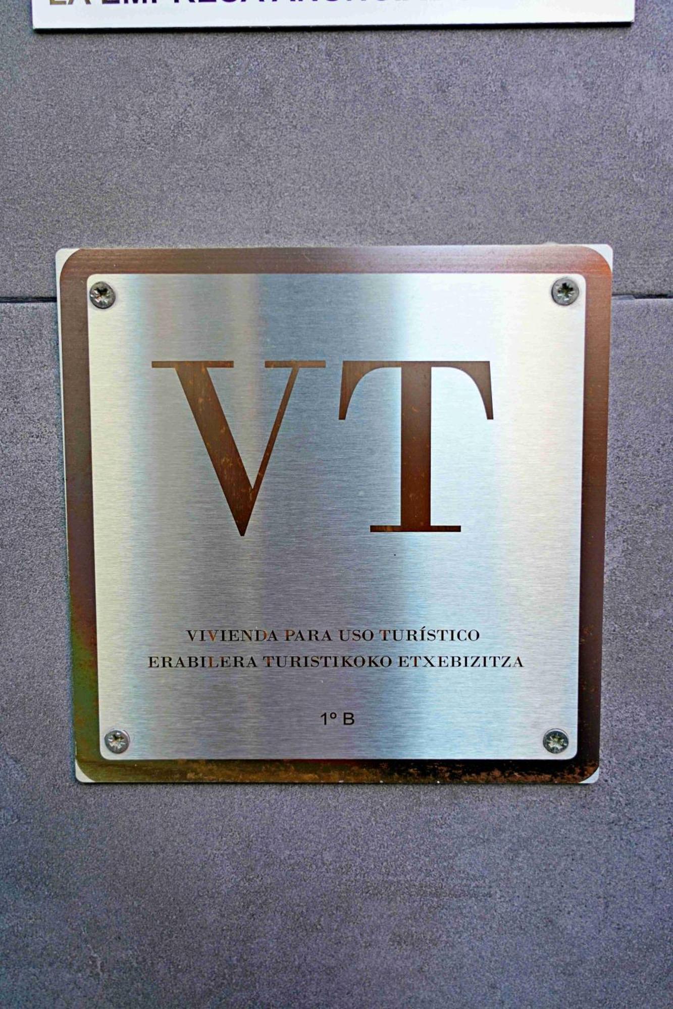 Apart 2 Terrazas Para 4 Personas Bilbao Centro Exterior photo